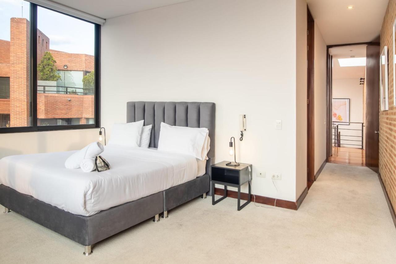 Dazzling Duplex Penthouse In Rosales * Bogotá