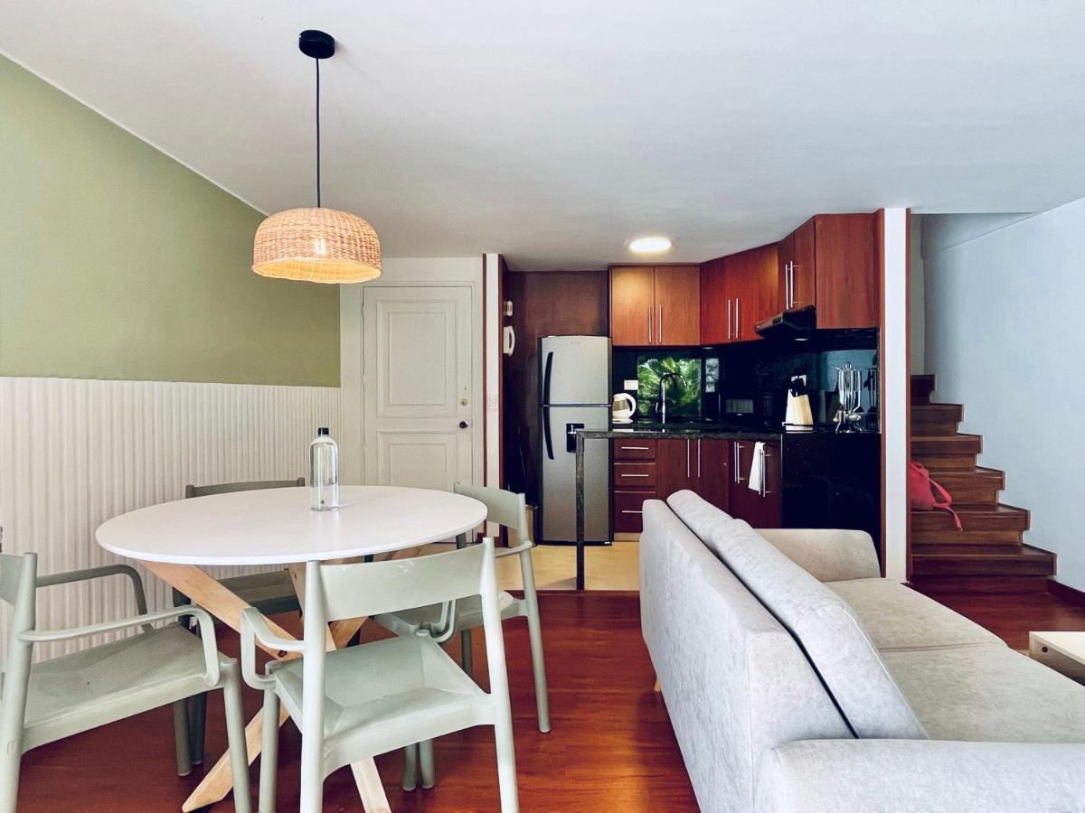 Cozy Duplex In Parque 93 Apartamento