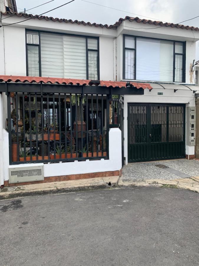 Bellísimo Cerca Del C.c Titán Plaza *