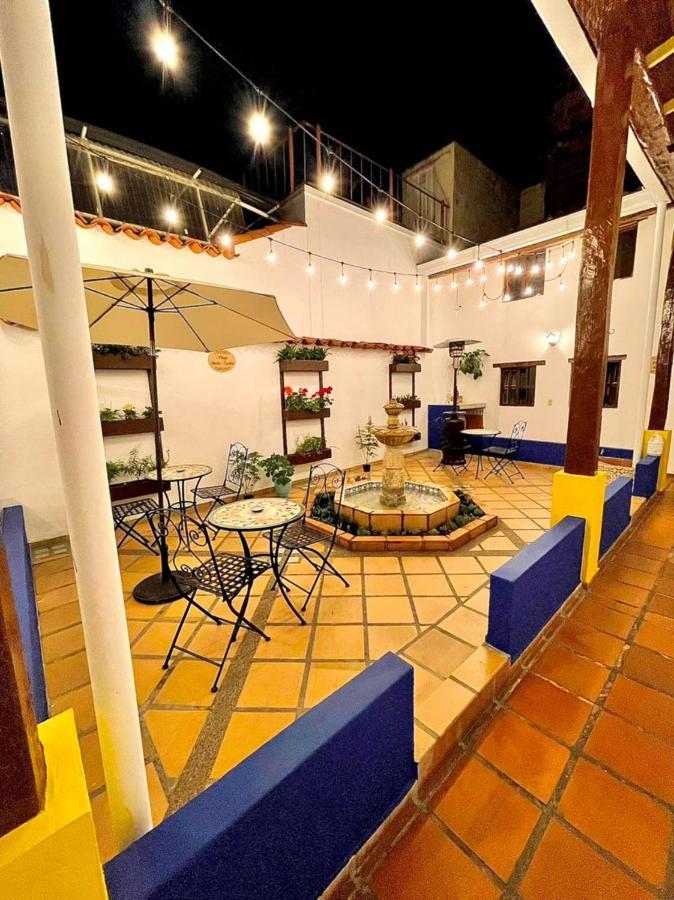 Pensión La Casa De Plazas Urban *