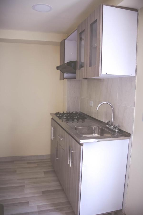 Hermosos 03 Y 05 Con Wifi Apartamento Bogotá