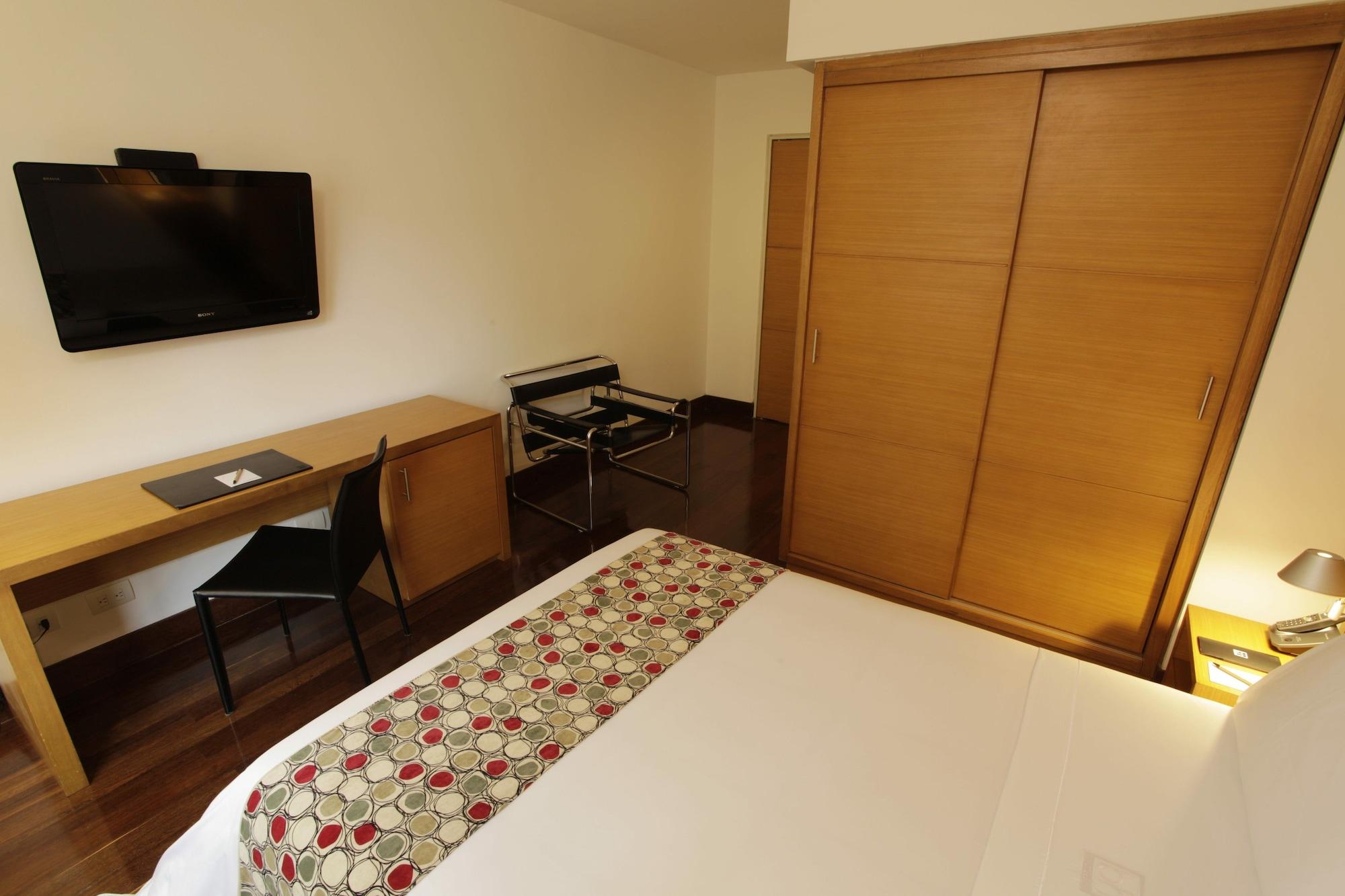 Bh La Quinta Hotel