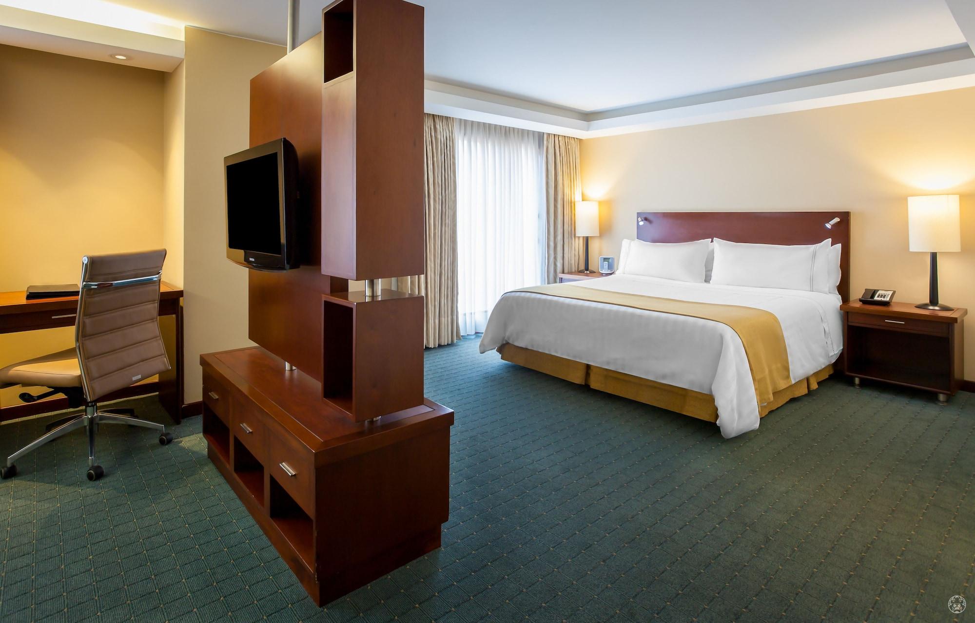 Ghl Capital 5*