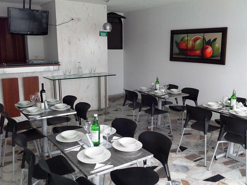 Ag Boutique 3*