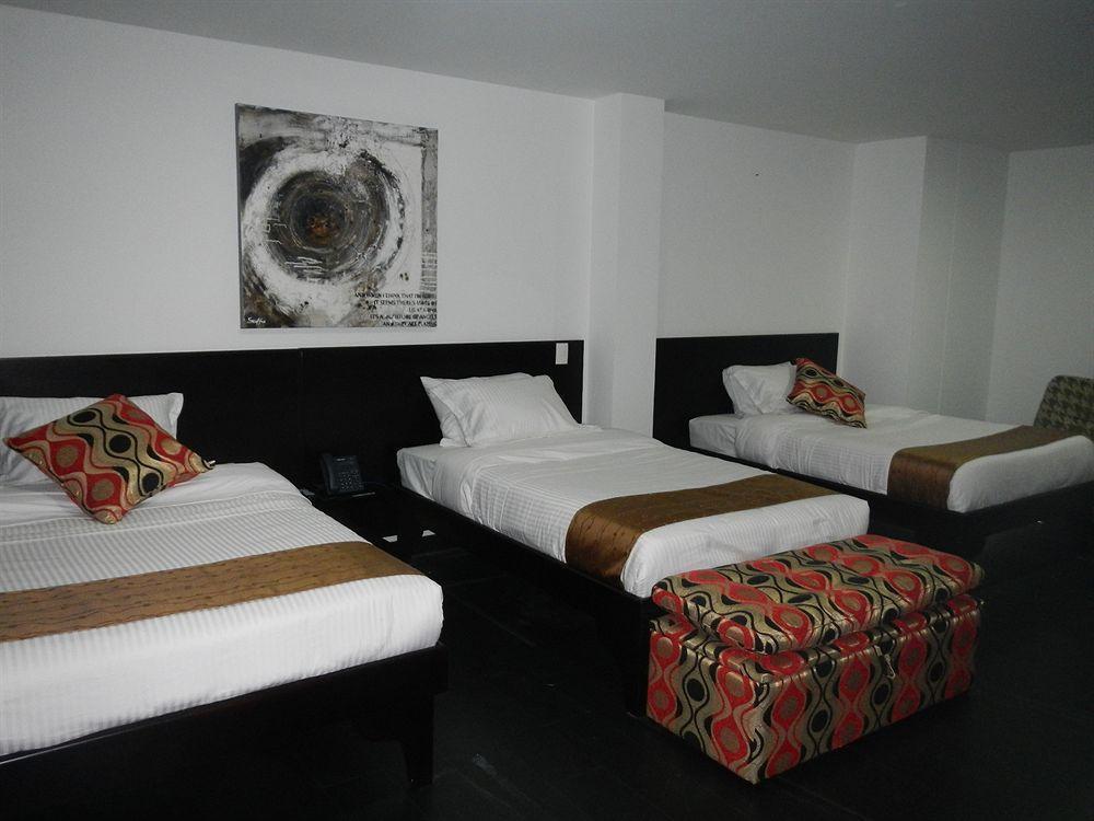 Hotel Boutique Center 4*