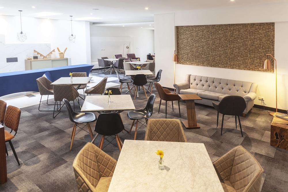 Hotel Viaggio Nueve Trez Bogotá