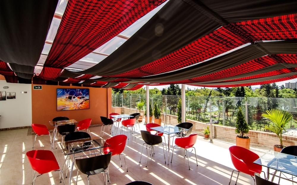 Hotel Parque 63 4*