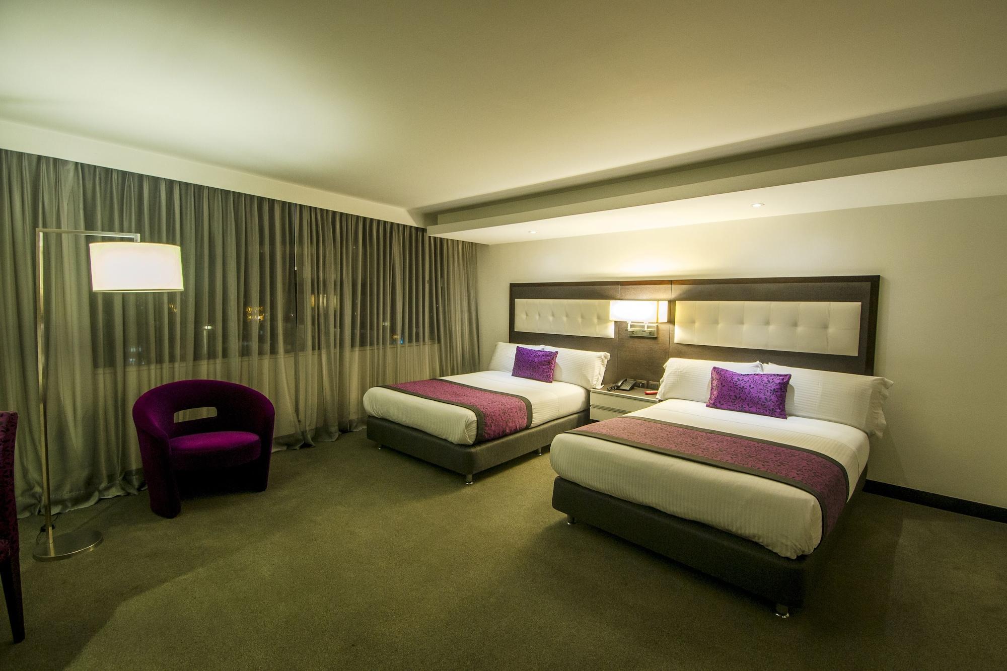 Expo Parque Bavaria Hotel