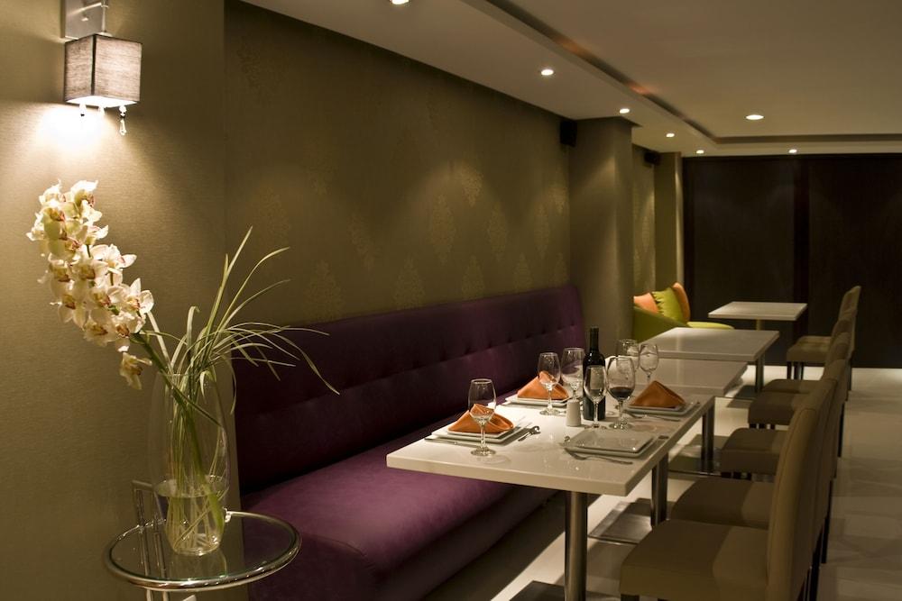 Expo Parque Bavaria Hotel 3*