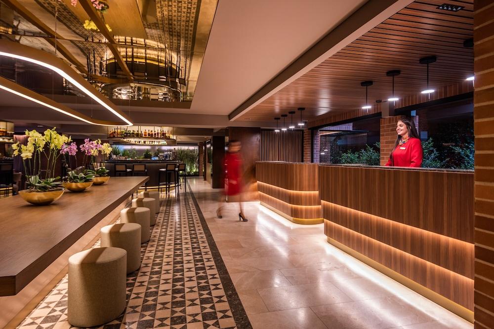 Apartahotel Estelar - La Fontana Bogotá