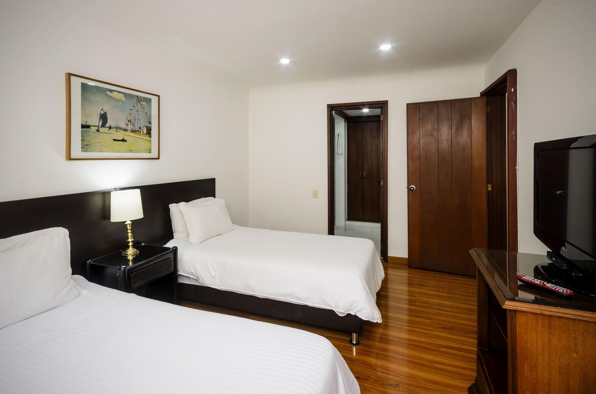 Travelers Y Condominioplenitud Hotel Bogotá