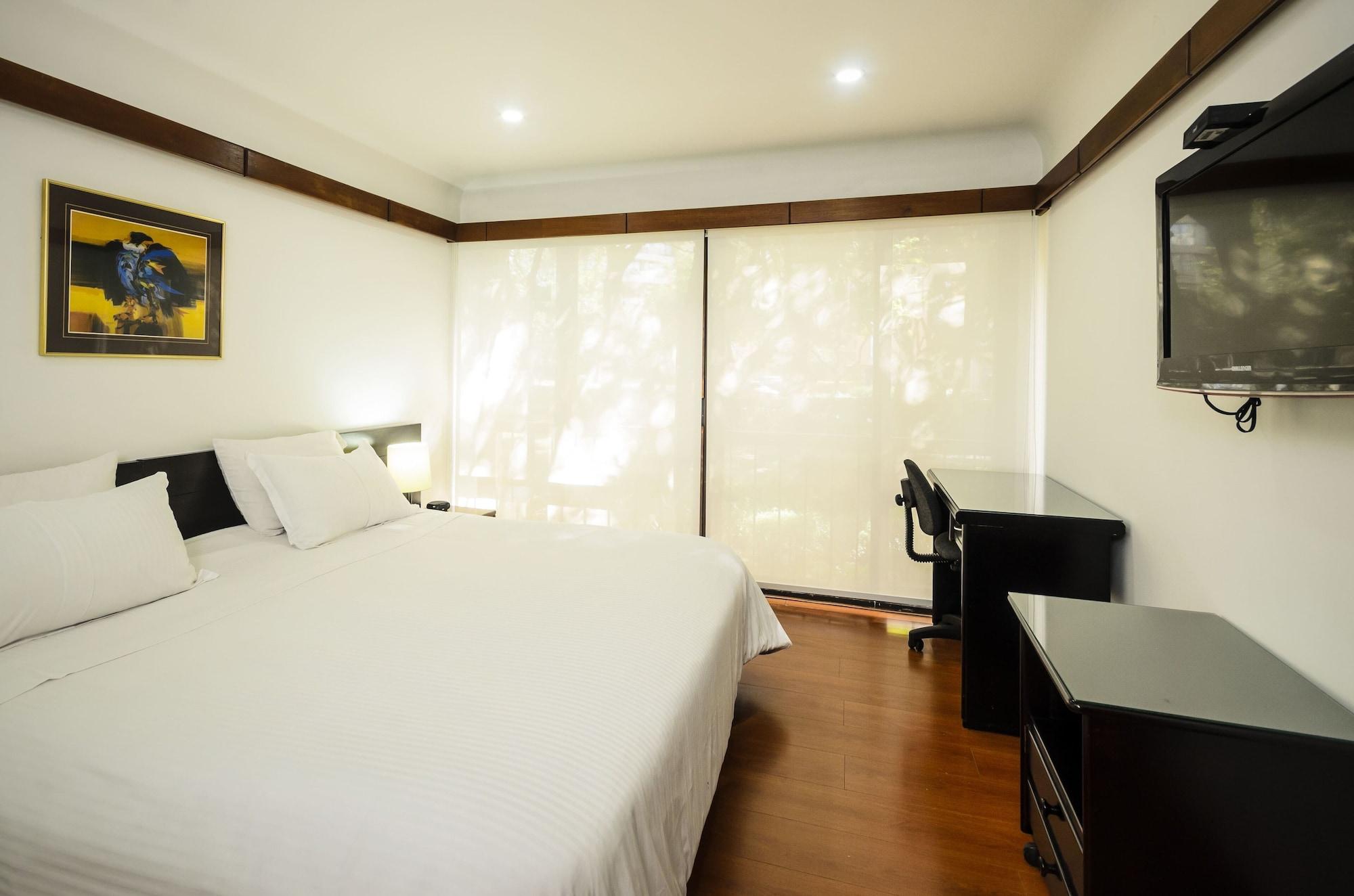 Travelers Y Condominioplenitud 3*