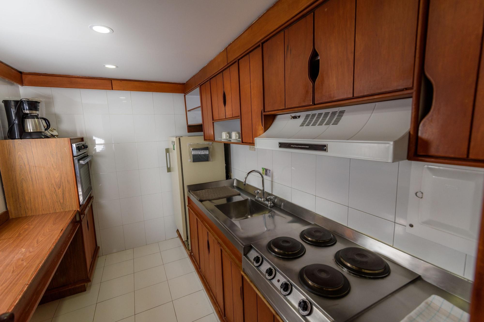 Travelers Y Condominioplenitud Hotel Bogotá