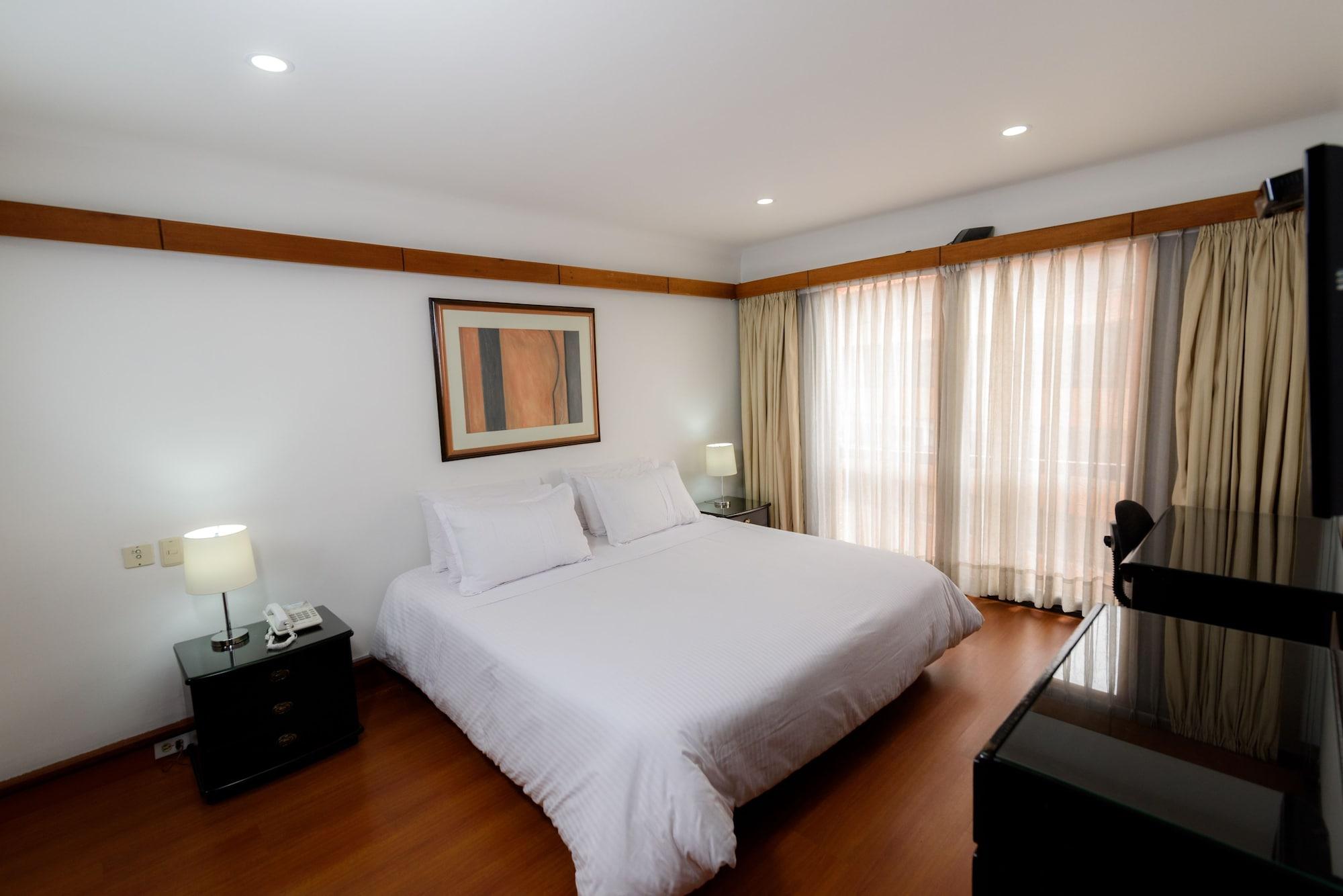 Travelers Y Condominioplenitud Hotel Bogotá