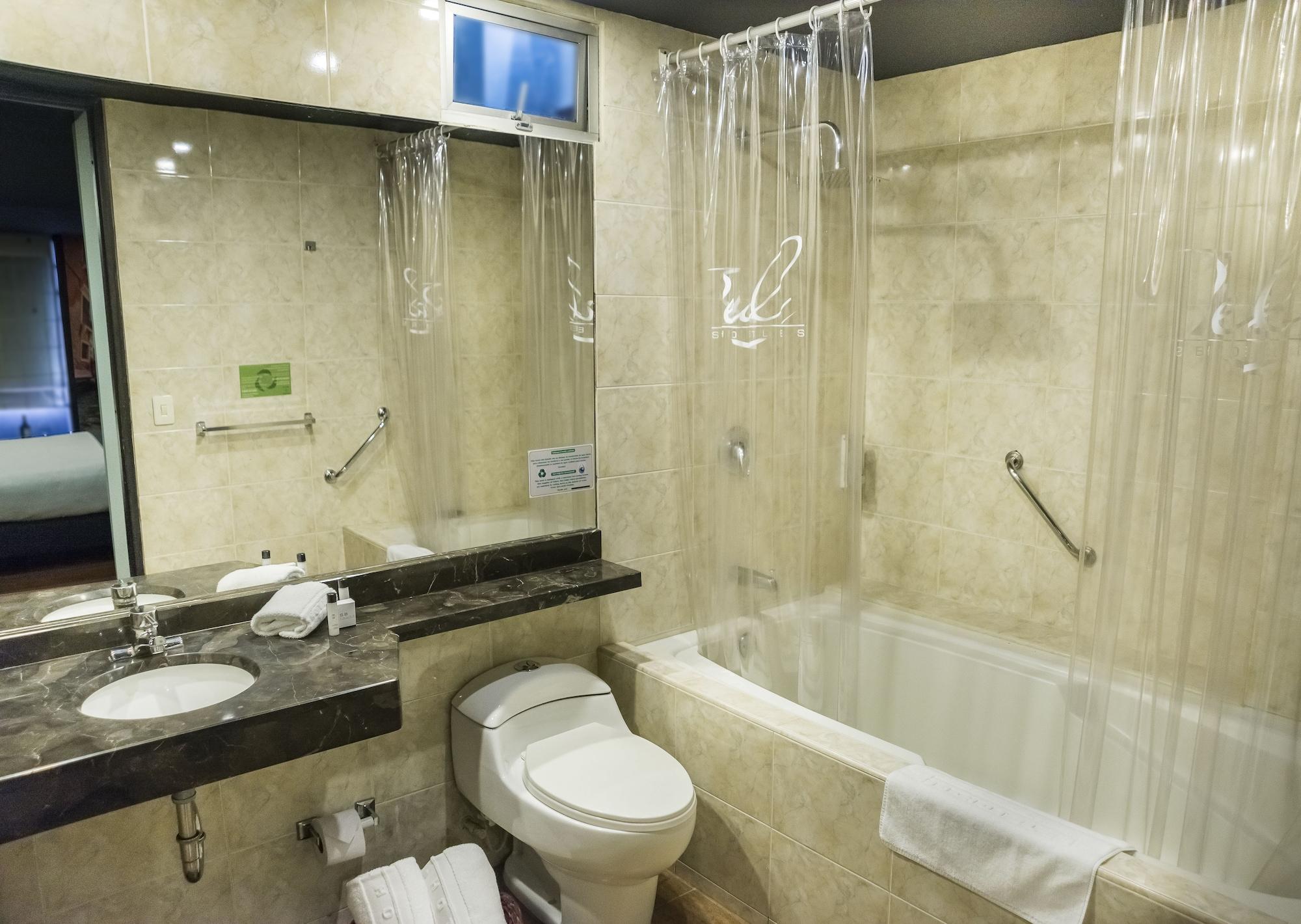 Santa Barbara Real 3* Bogotá