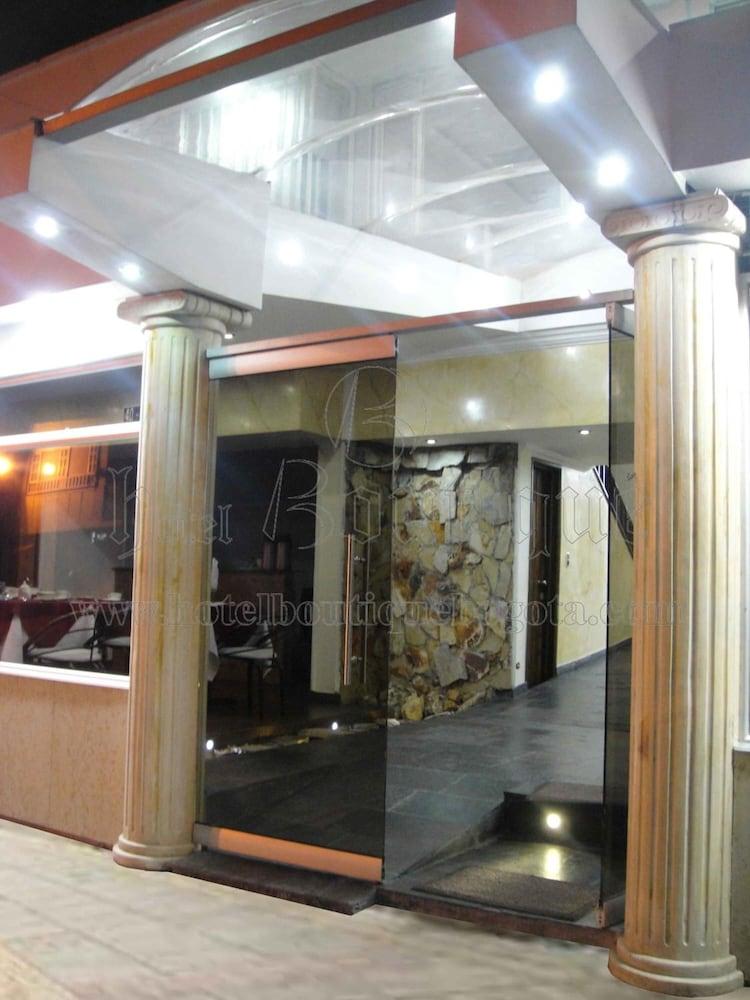 Boutique Embajada De La Feria