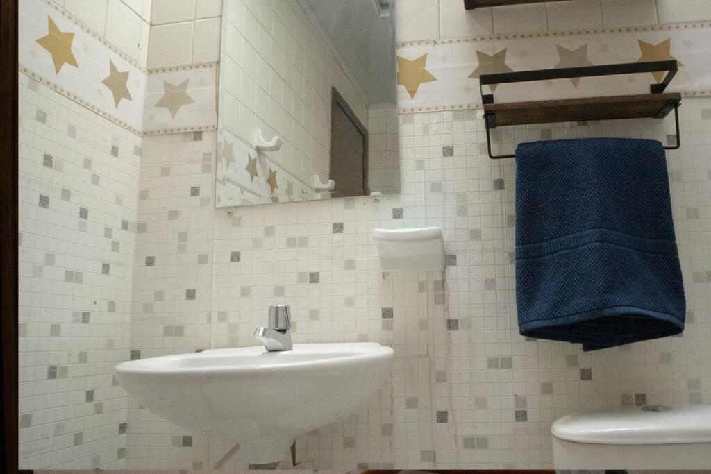 Habitación Privada. Cozy En Bogota. Amplia Apartamento *