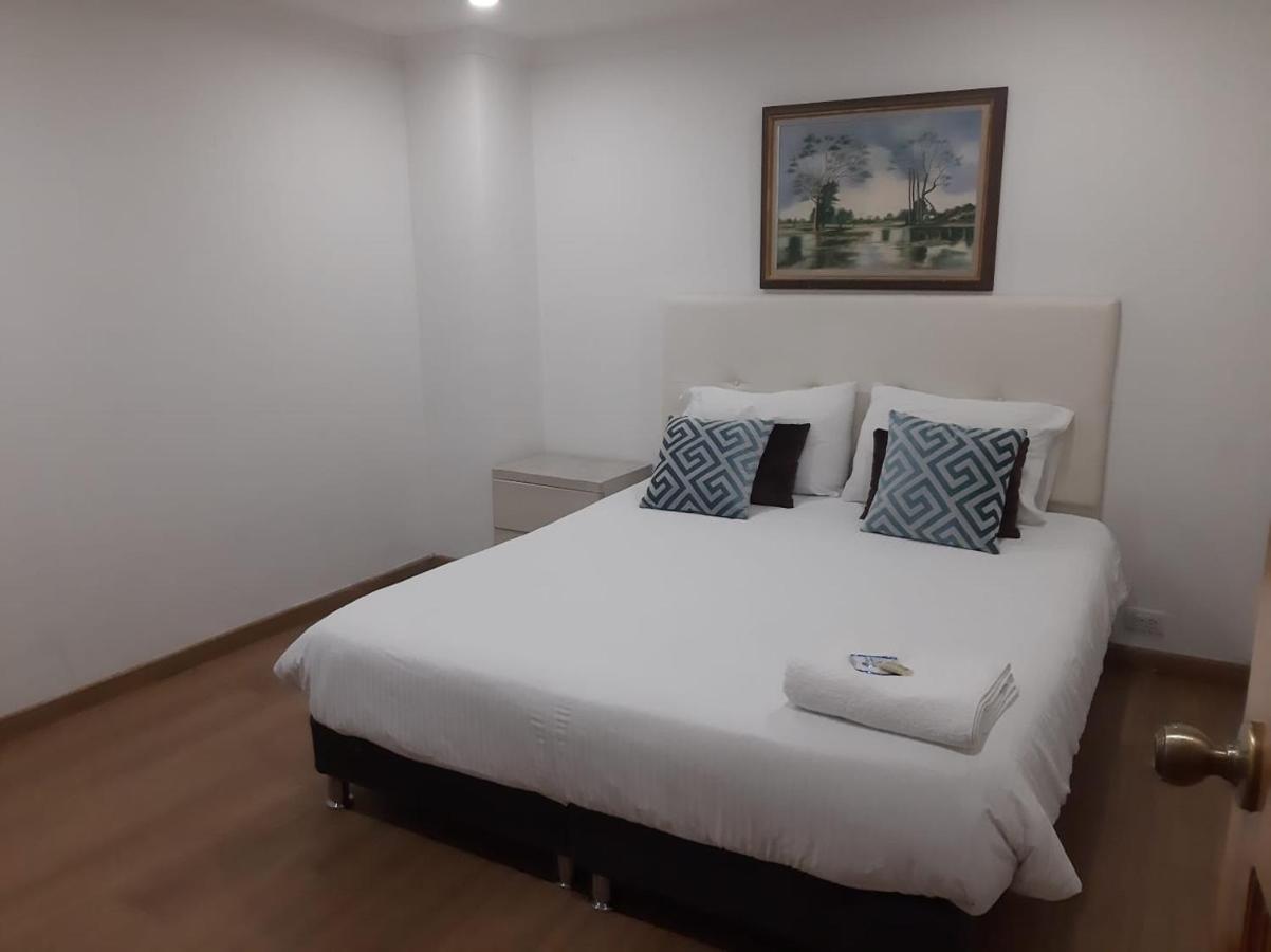 Le Select Hotel 4*