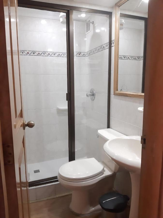 Le Select Hotel 4*