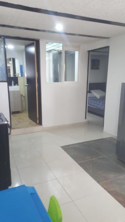 Cerca Aeropuerto Embajada Eeuu Fotos Huellas Visa Apartamento Bogotá
