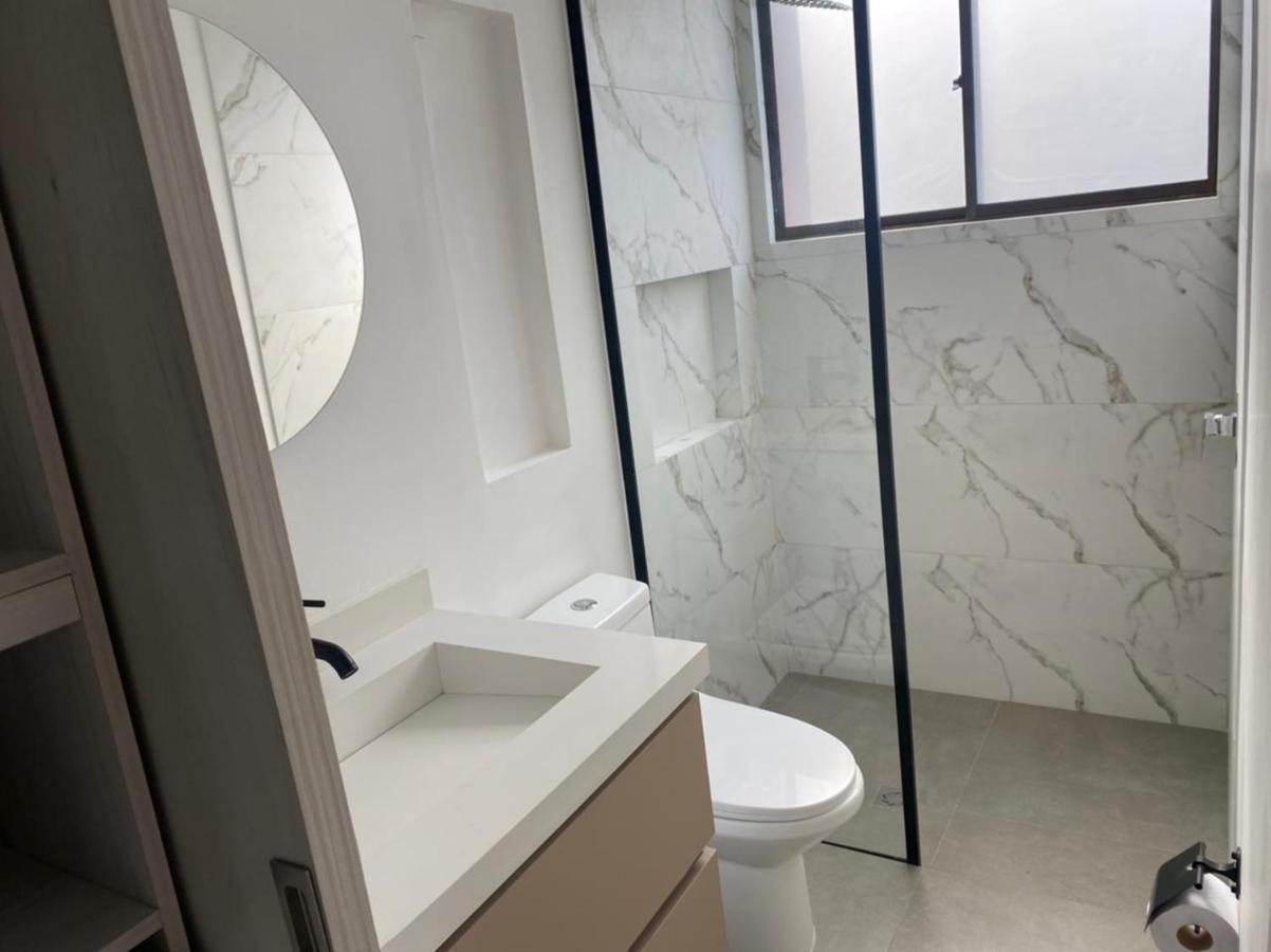 Apto Ph Remodelado, Amoblado Sta Barbara 1 Alcoba Apartamento