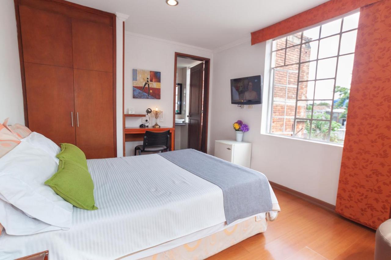 Apartamento Apartasuites&hotel Plaza 36 *