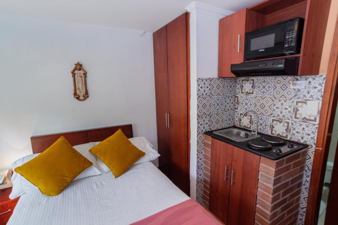 Apartamento Apartasuites&hotel Plaza 36 *