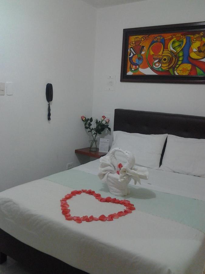Hotel Ayenda Casa Victoria Av 30