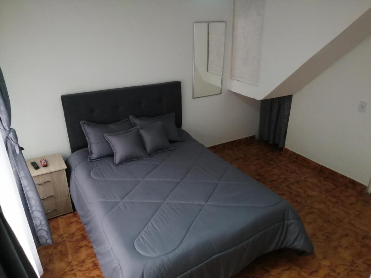 Pensión Habitación Privada Cerca Al Aeropuerto Y Terminal *