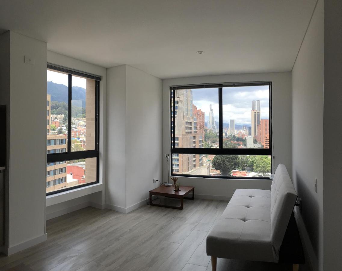 Penthouse Con Vista A Cerros. Apartamento Bogotá