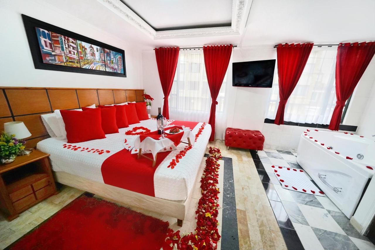 Hotel Embajada Real 3*