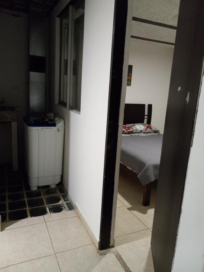 Apartamento Cerca Aeropuerto, Fotos Y Huellas Visa Americana, Embajada Eeuu *