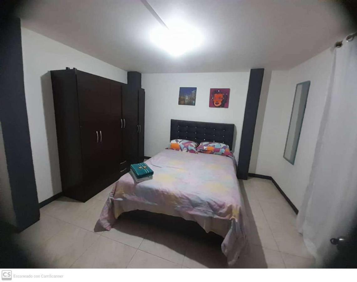 Apartamento Cerca A Embajada Americana Corferias Centro Club Militar 201