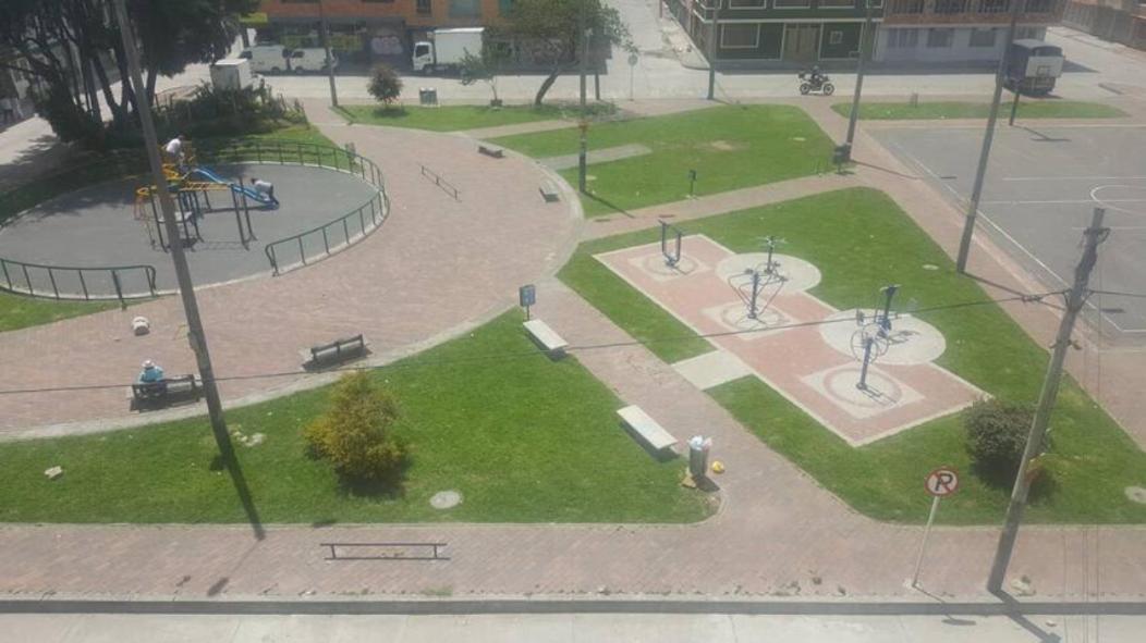 Cerca Aeropuerto, Fotos Y Huellas Visa Americana, Embajada Eeuu Apartamento *
