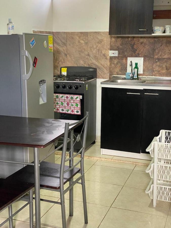 Cerca Aeropuerto, Fotos Y Huellas Visa Americana, Embajada Eeuu Apartamento *