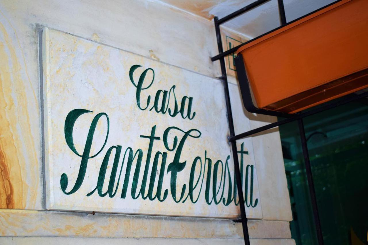 Casa Santa Teresita Pensión *