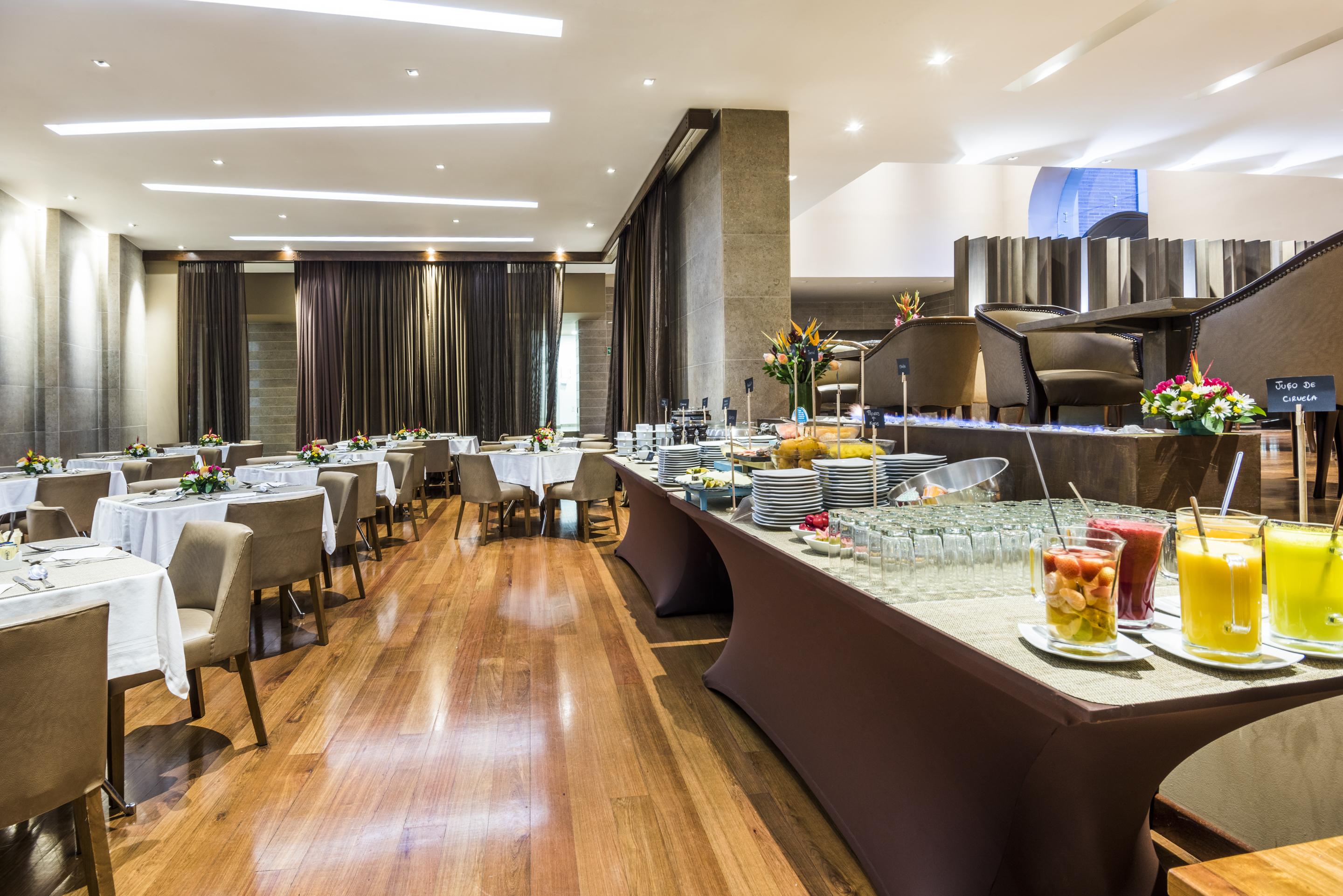 Hotel Rosales Plaza 4*