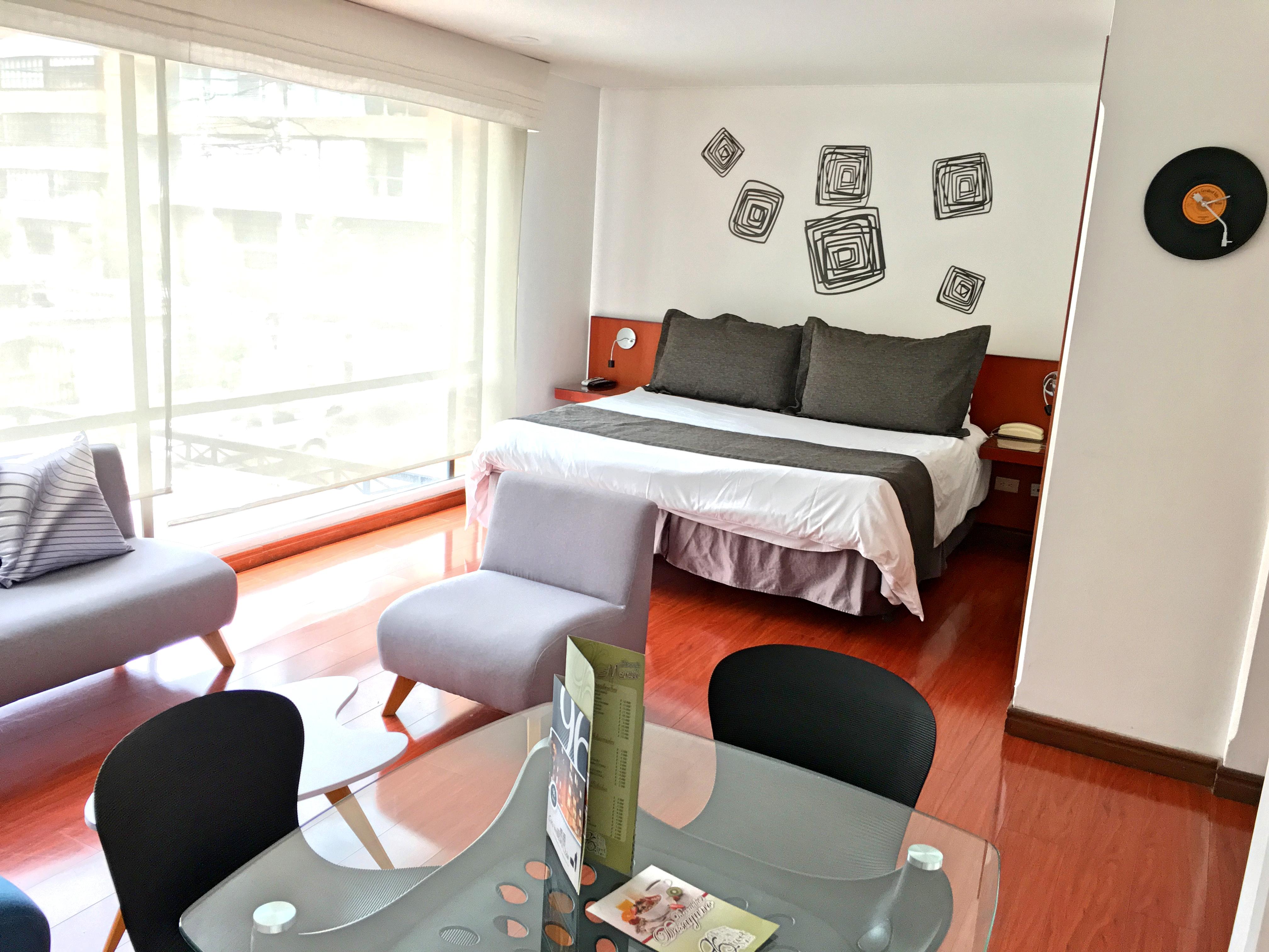 Cora 96 Street Apartahotel 4*
