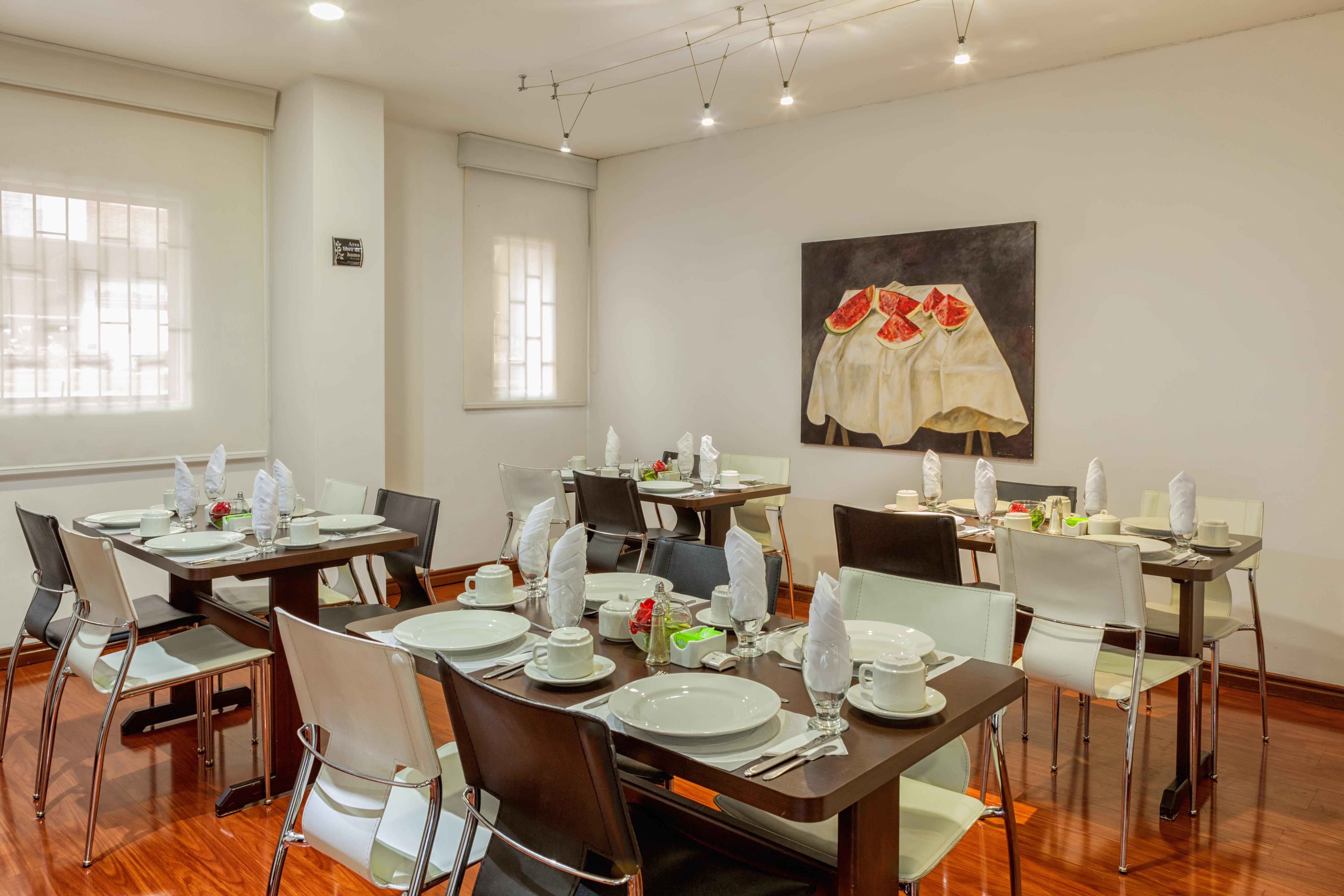 Cora 96 Street 4*