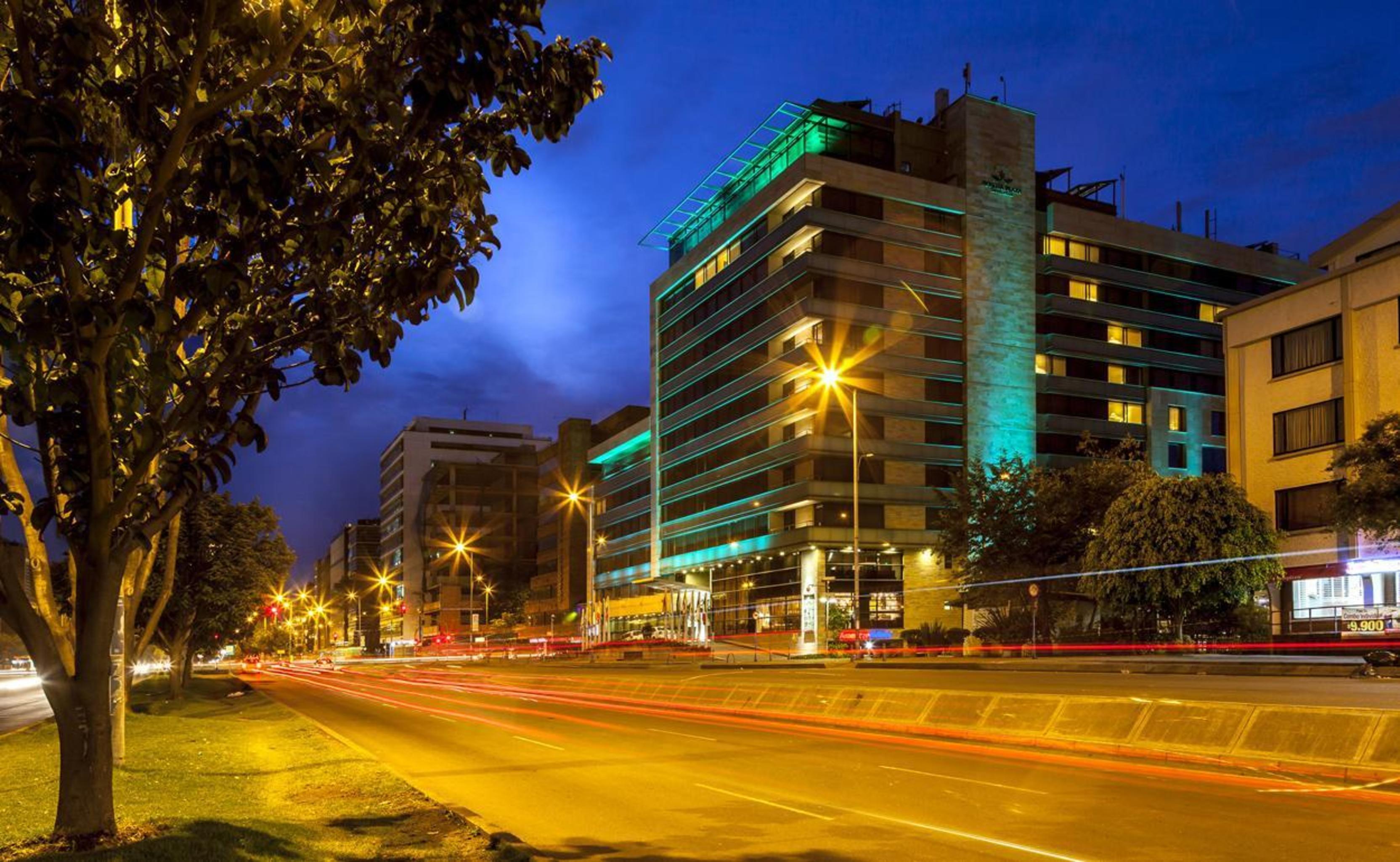 Plaza 5*