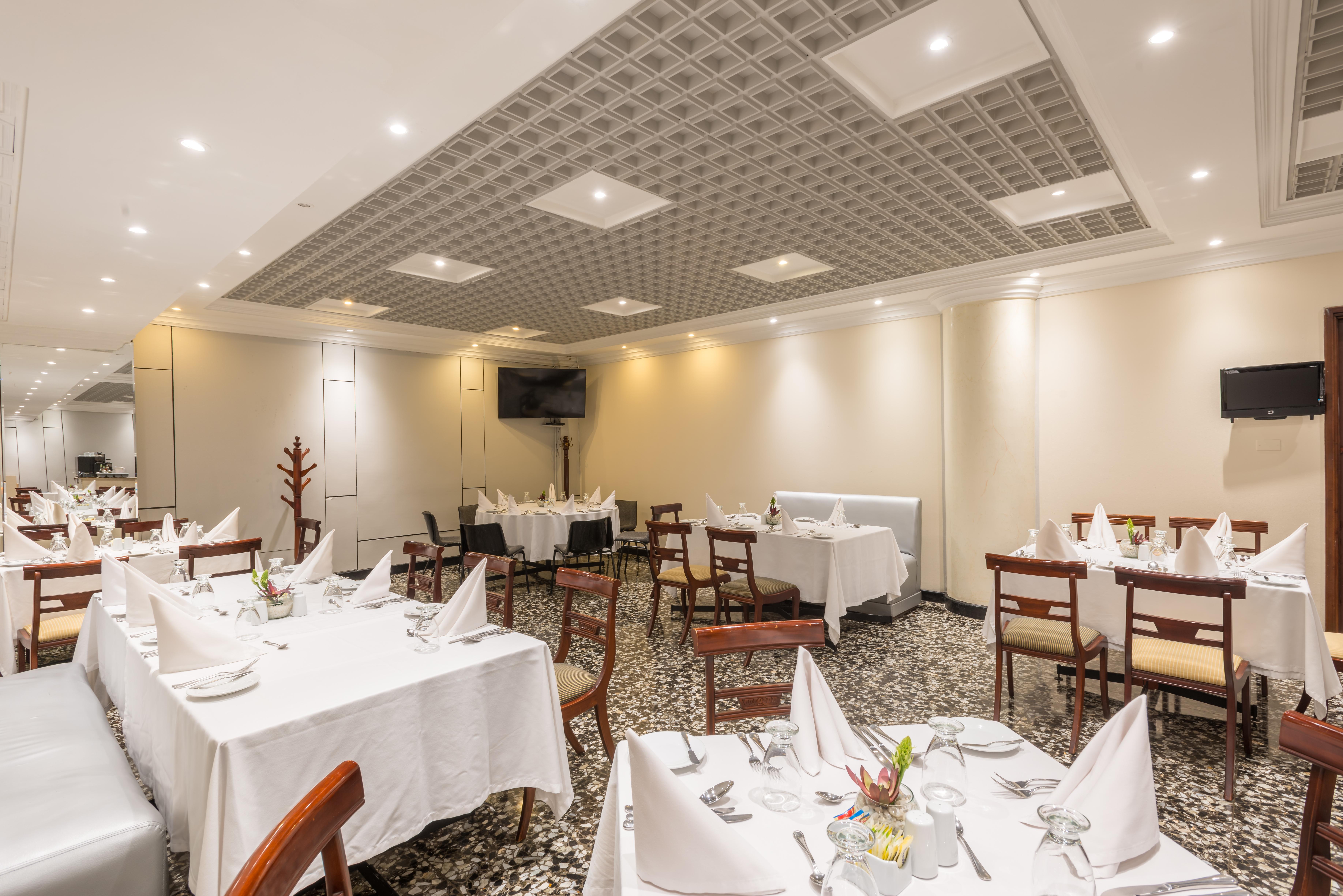 Dann Av. 19 Hotel 3*