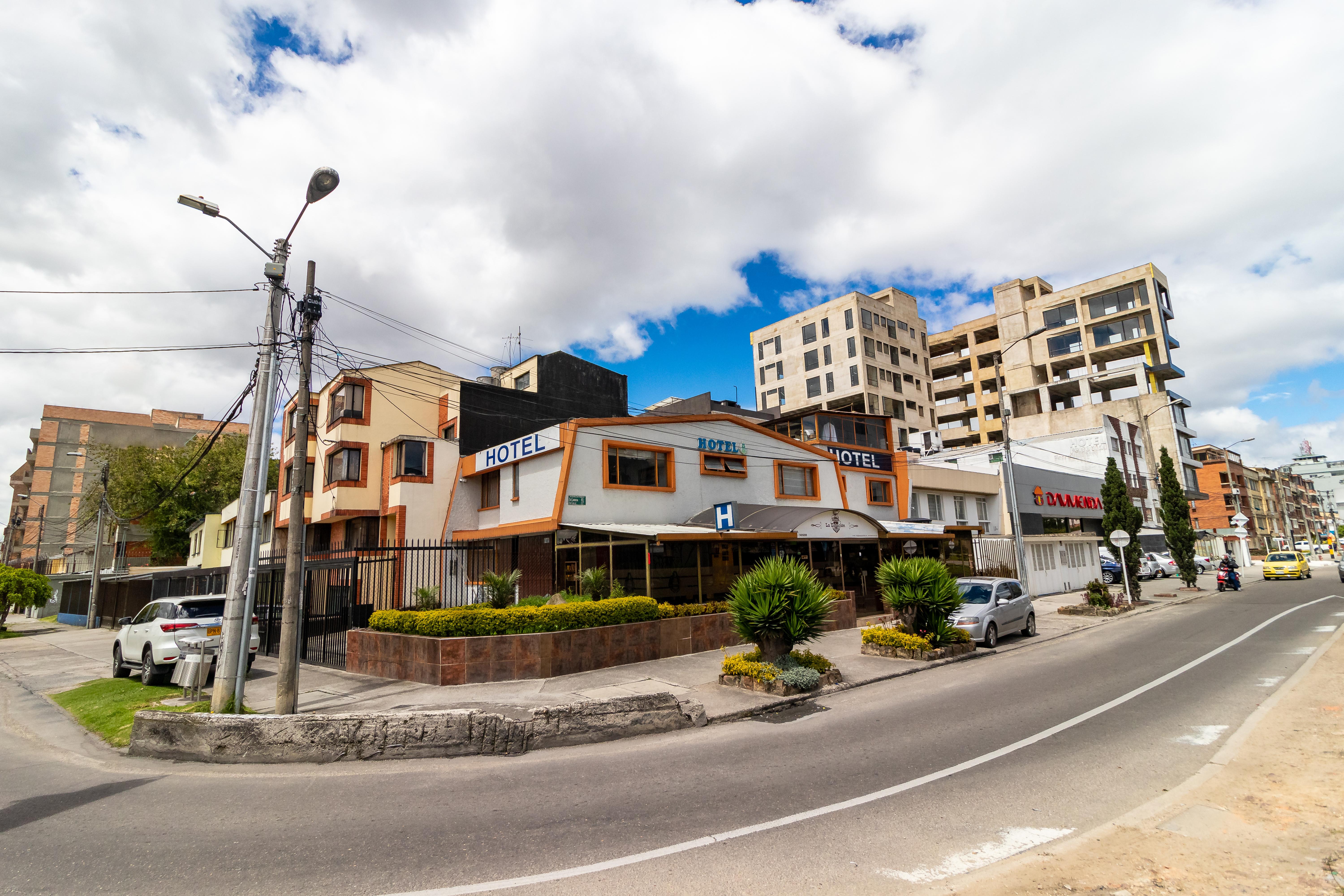 Ayenda 1087 La Estación Hotel