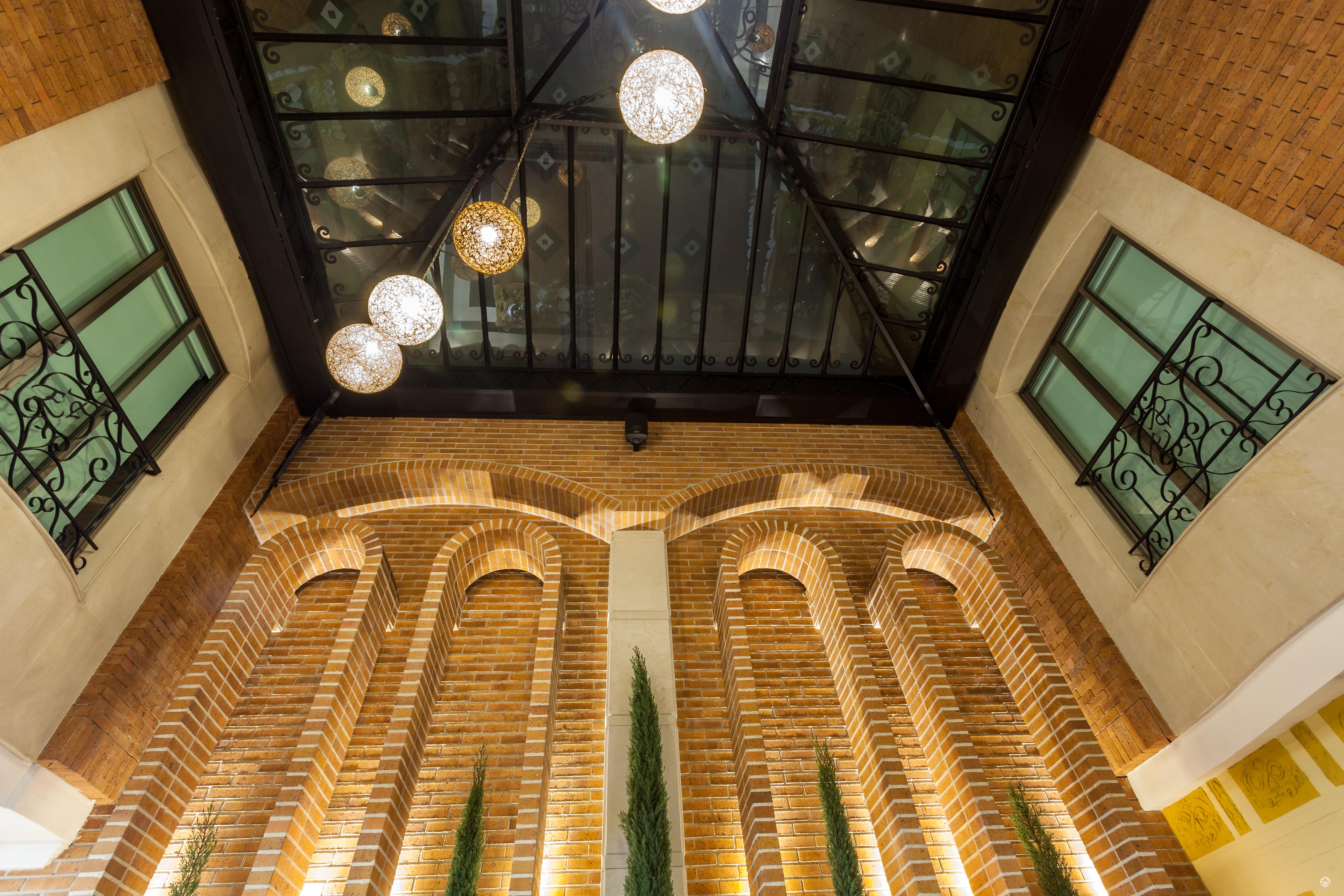 Embassy Park Hotel