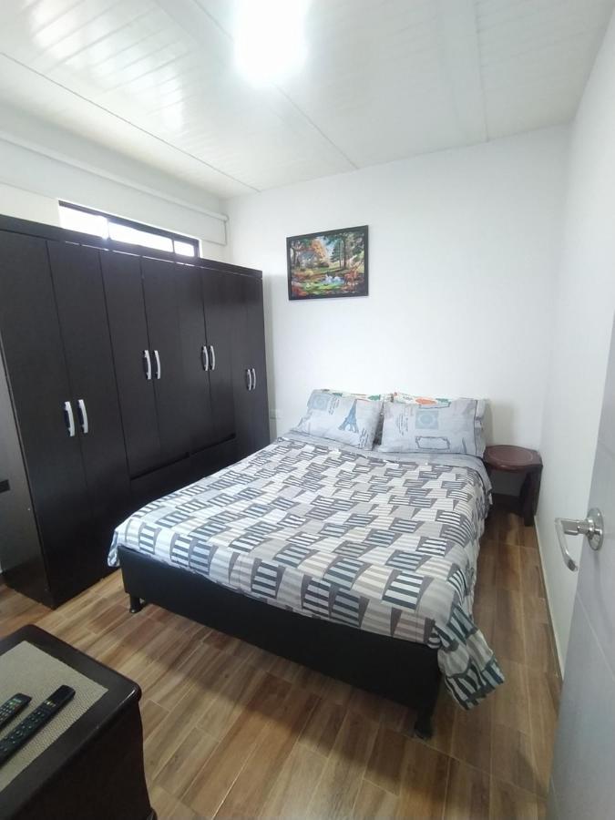 Apartamento 302, Amoblado Cerca Al Aeropuerto El Dorado *