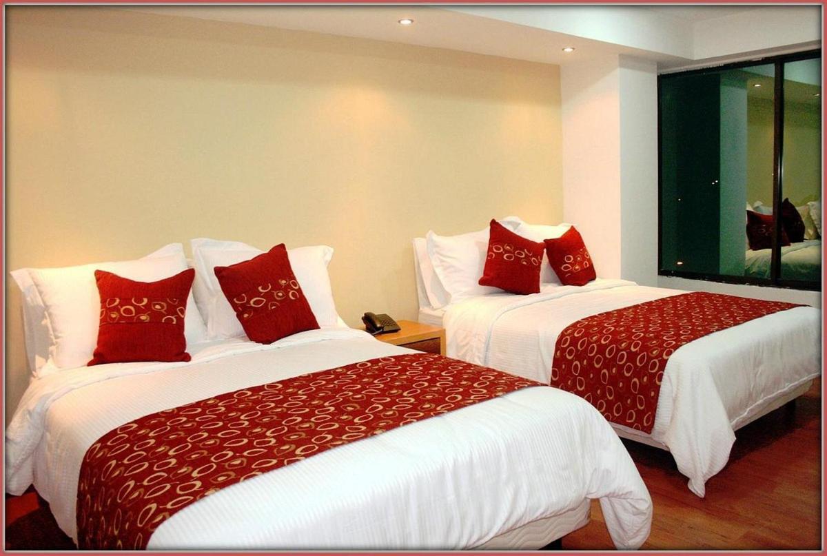Airport Travel Hotel *