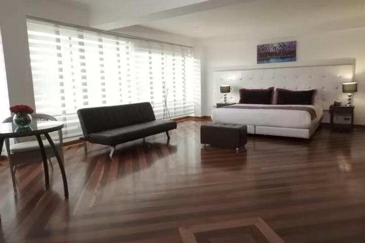 Airport Travel Hotel