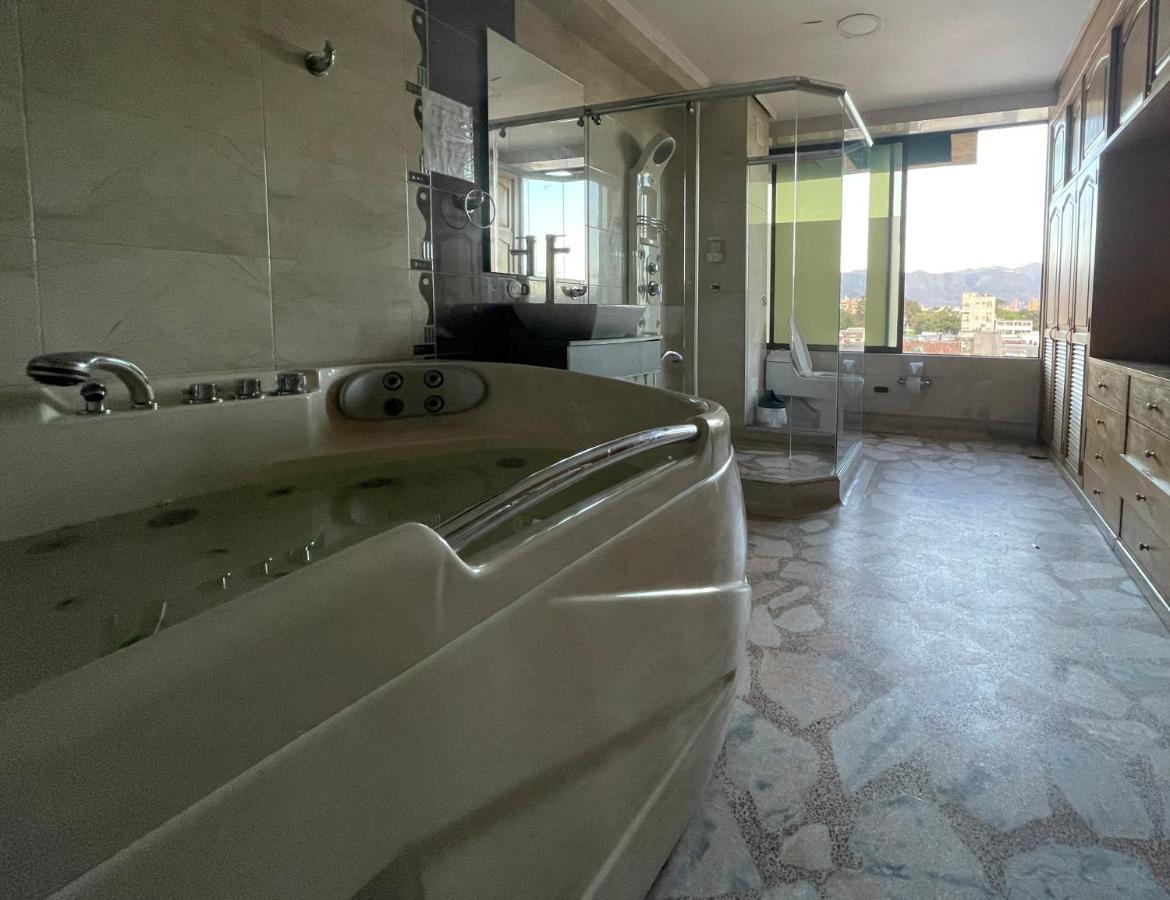 Airport Travel Hotel