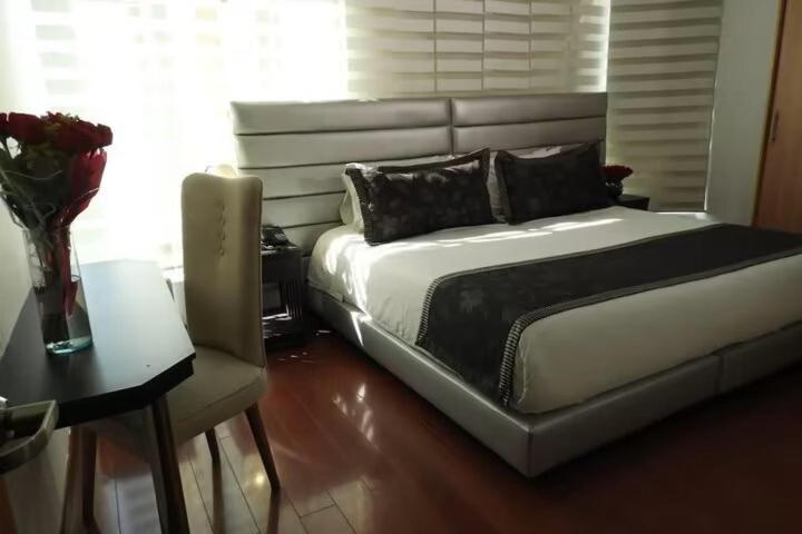 Airport Travel Hotel *