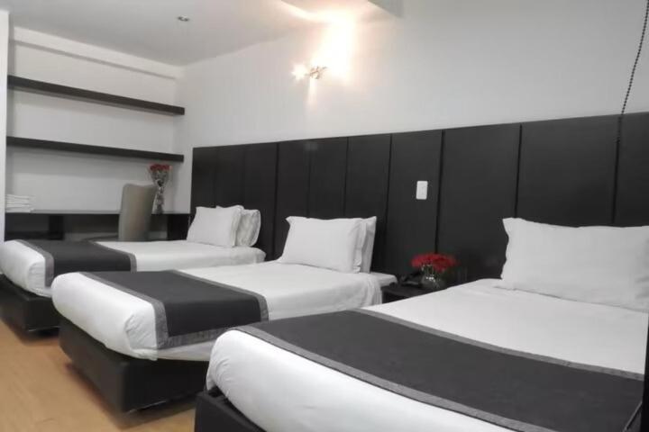 Airport Travel Hotel *