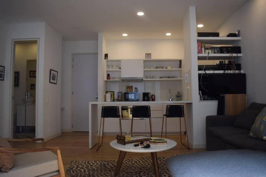 Hermoso Apartaestudio Con Terraza, Cocina Y Baño Bogotá